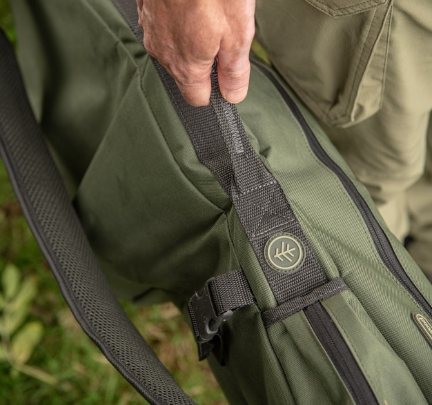 A Wychwood 3 rod carp quiver (T13