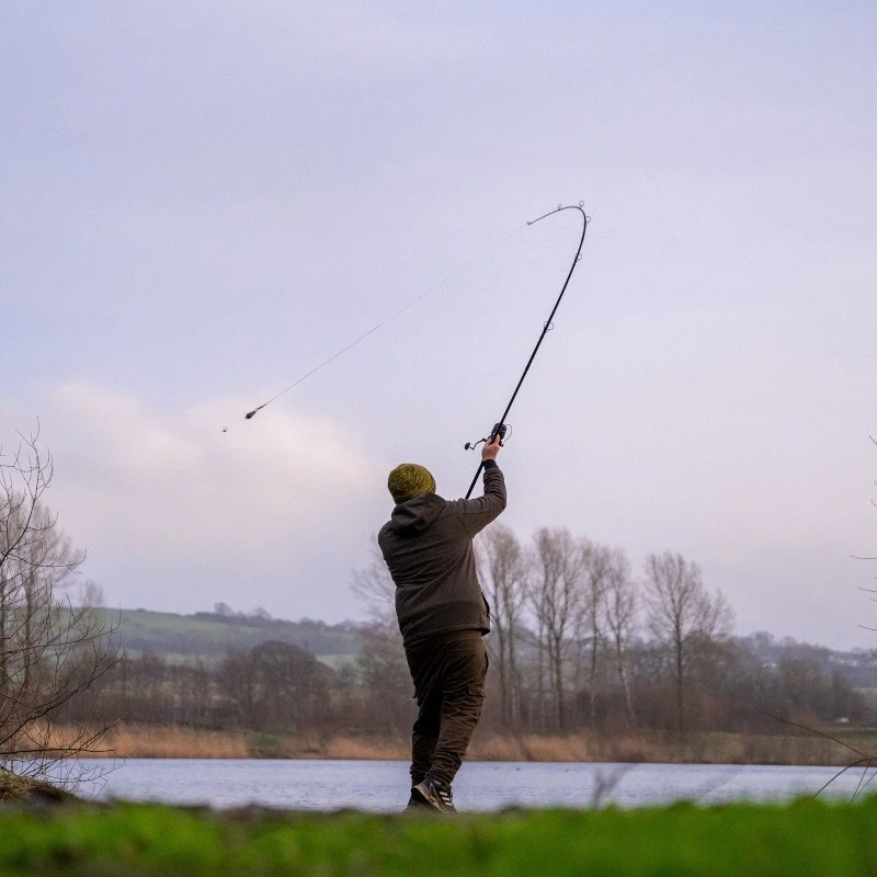 SELLS PRO REVOLVE TERRAIN HG 9.5号 Avid Carp Revolve Rod 3pc 12ft - 3.00lb - £34.99