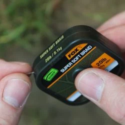 Fox Edges Illusion Soft Fluorocarbon Hooklink Naturals Green 30m | Angling Direct NL