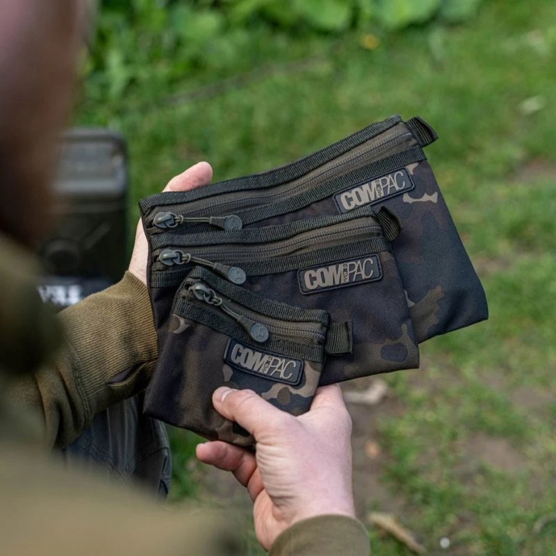 Korda Compac Dark Kamo Wallets