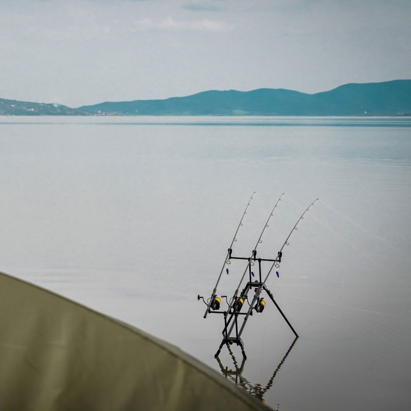 Prologic Element Q/R Tri-Sky Rod Pod