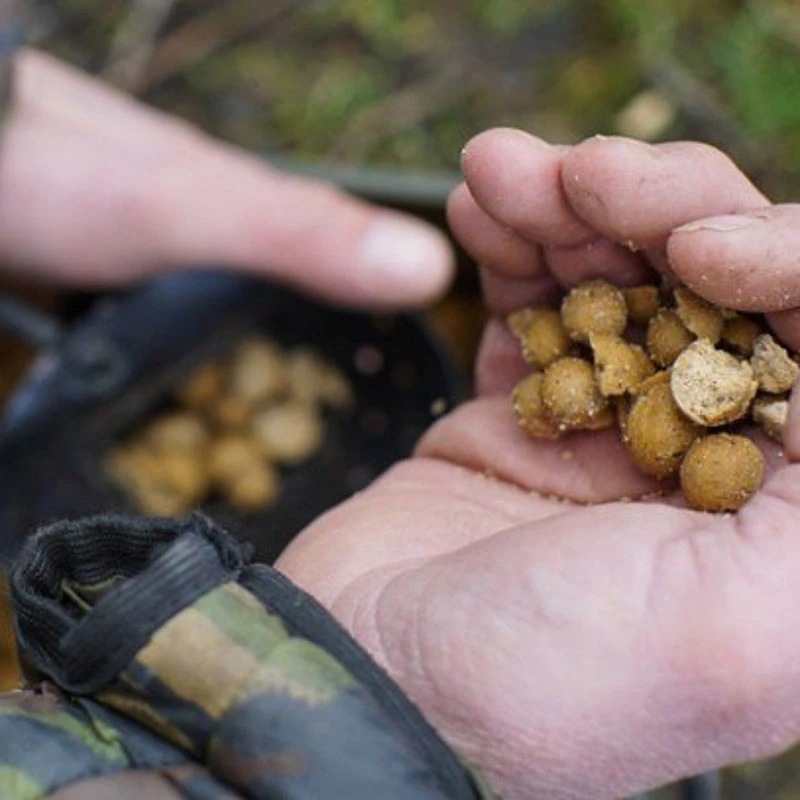 CC Moore Live System Shelf Life Boilies 18mm 5kg CC Moore Live System Shelf Life Boilies 18mm 5kg