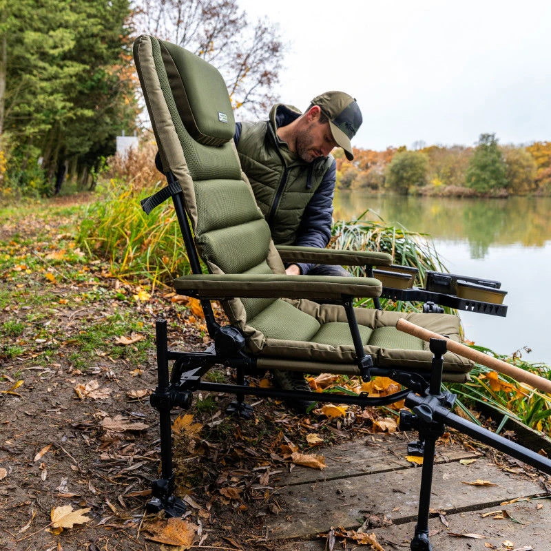 Korum Deluxe Fishing Accessory Chair Korum S23 Accessory Chairs ? Unique Patented Vertical Leg Design Korum Deluxe Fishing Accessory Chair Korum S23 Accessory Chairs ? Unique Patented Vertical Leg Design