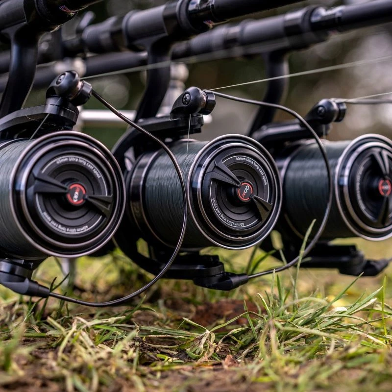 Moulinet Daiwa 23 Emblem 45 SCW QD-OT - Big Pit Pour Carpe - Noir - Promotion