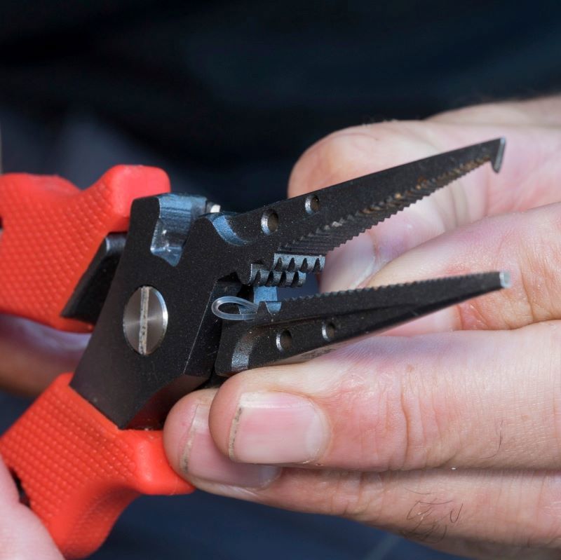 Fox Rage Belt Pliers 7inch